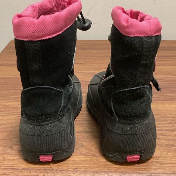 Totes NWOT Girls Juliet Water Resistant Insulated Snow Boot. Black/Pink. Size 6. - Picture 3 of 6
